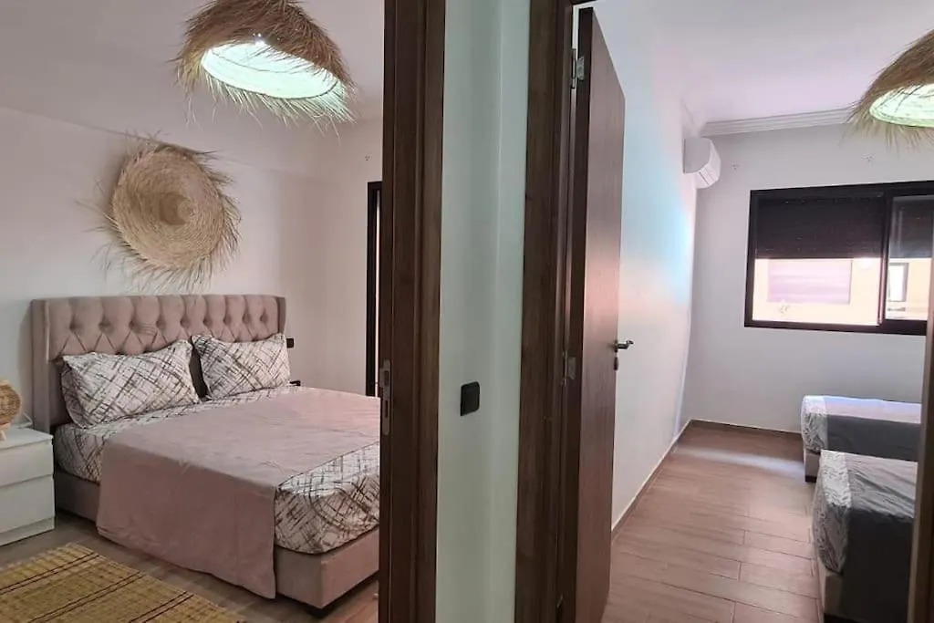 Appartement 2 Chambres Vue Piscine A Gueliz En Face La Gare De Train Marrakech Marrakesh