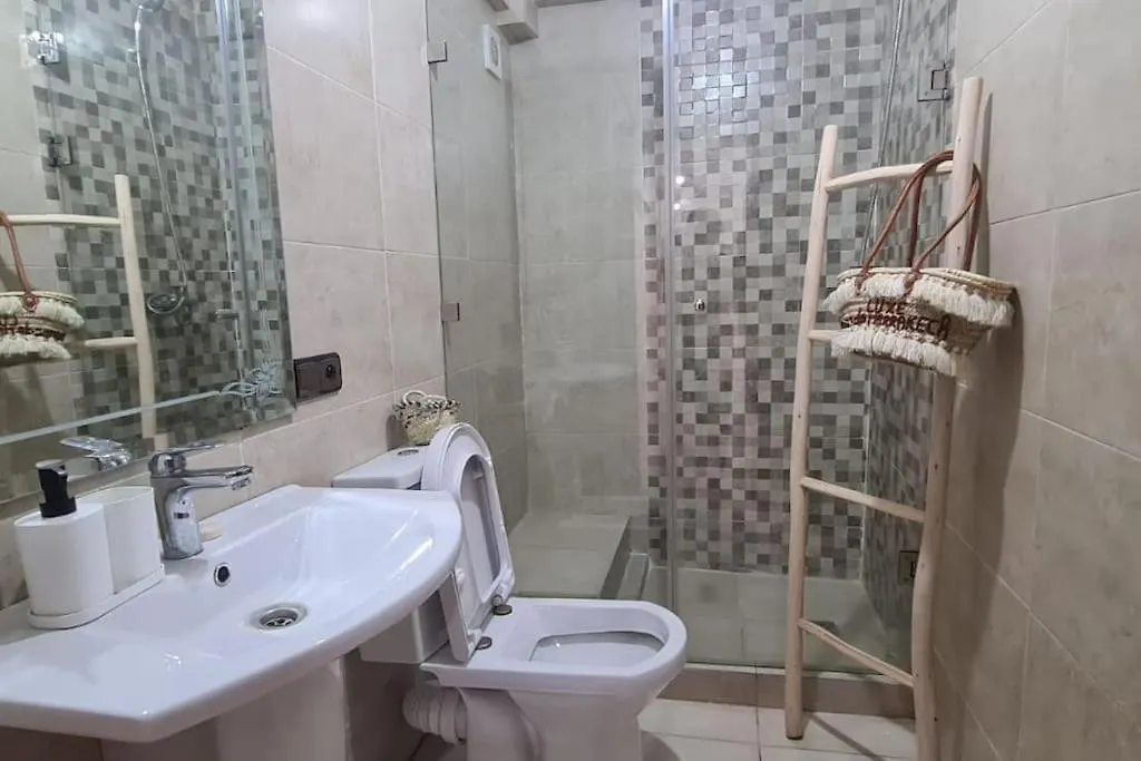Appartement 2 Chambres Vue Piscine A Gueliz En Face La Gare De Train Marrakech Marakéš 0*,